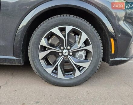 Серый Форд Mustang Mach-E, объемом двигателя 0 л и пробегом 48 тыс. км за 26000 $, фото 20 на Automoto.ua