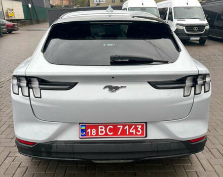 Серый Форд Mustang Mach-E, объемом двигателя 0 л и пробегом 110 тыс. км за 22900 $, фото 7 на Automoto.ua