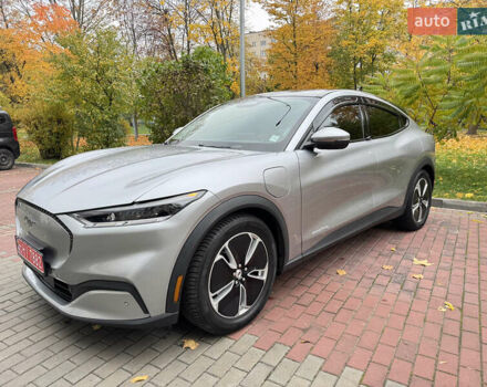 Серый Форд Mustang Mach-E, объемом двигателя 0 л и пробегом 46 тыс. км за 22500 $, фото 7 на Automoto.ua