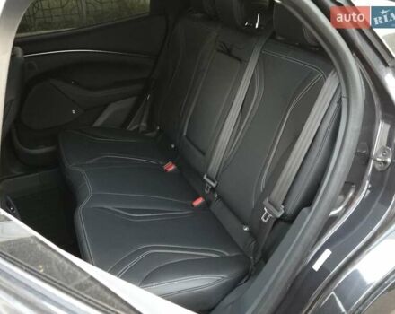 Серый Форд Mustang Mach-E, объемом двигателя 0 л и пробегом 48 тыс. км за 26000 $, фото 12 на Automoto.ua
