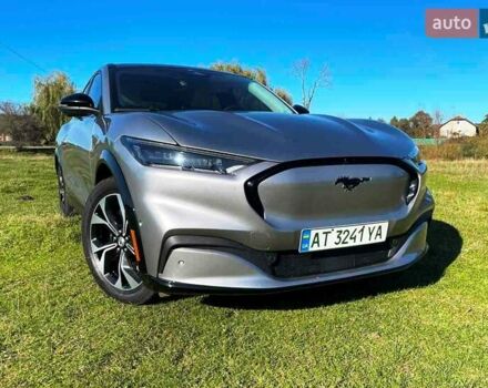 Серый Форд Mustang Mach-E, объемом двигателя 0 л и пробегом 48 тыс. км за 29000 $, фото 6 на Automoto.ua