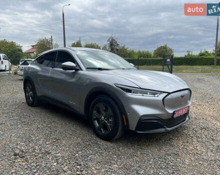 Форд Mustang Mach-E 2021 в Луцке на Automoto.ua Серый Форд Mustang Mach-E, объемом двигателя 0 л и пробегом 36 тыс. км за 22200 $, фото 3 на Automoto.ua