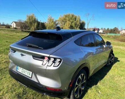 Серый Форд Mustang Mach-E, объемом двигателя 0 л и пробегом 48 тыс. км за 29000 $, фото 7 на Automoto.ua
