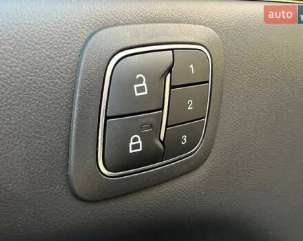 Серый Форд Mustang Mach-E, объемом двигателя 0 л и пробегом 45 тыс. км за 28500 $, фото 16 на Automoto.ua