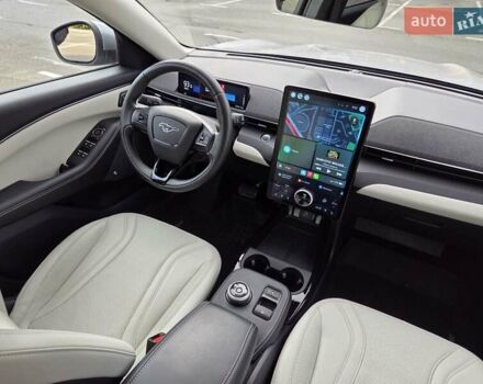 Сірий Форд Mustang Mach-E, об'ємом двигуна 0 л та пробігом 43 тис. км за 25000 $, фото 27 на Automoto.ua