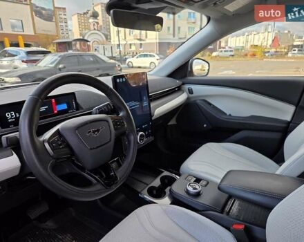 Сірий Форд Mustang Mach-E, об'ємом двигуна 0 л та пробігом 43 тис. км за 25000 $, фото 29 на Automoto.ua