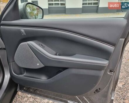 Серый Форд Mustang Mach-E, объемом двигателя 0 л и пробегом 175 тыс. км за 21900 $, фото 29 на Automoto.ua