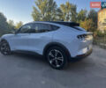 Серый Форд Mustang Mach-E, объемом двигателя 0 л и пробегом 45 тыс. км за 25200 $, фото 5 на Automoto.ua