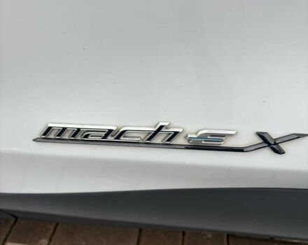 Серый Форд Mustang Mach-E, объемом двигателя 0 л и пробегом 110 тыс. км за 22900 $, фото 10 на Automoto.ua
