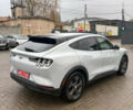 Серый Форд Mustang Mach-E, объемом двигателя 0 л и пробегом 110 тыс. км за 22900 $, фото 5 на Automoto.ua