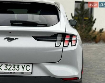 Серый Форд Mustang Mach-E, объемом двигателя 0 л и пробегом 60 тыс. км за 20800 $, фото 6 на Automoto.ua