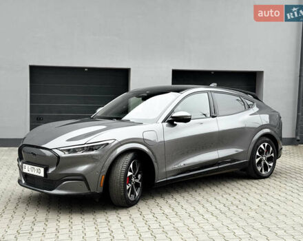 Сірий Форд Mustang Mach-E, об'ємом двигуна 0 л та пробігом 158 тис. км за 27772 $, фото 4 на Automoto.ua