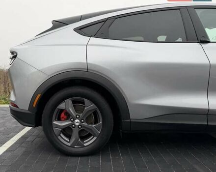 Сірий Форд Mustang Mach-E, об'ємом двигуна 0 л та пробігом 181 тис. км за 22600 $, фото 18 на Automoto.ua