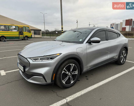 Серый Форд Mustang Mach-E, объемом двигателя 0 л и пробегом 48 тыс. км за 21800 $, фото 3 на Automoto.ua