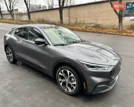 Серый Форд Mustang Mach-E, объемом двигателя 0 л и пробегом 86 тыс. км за 24000 $, фото 3 на Automoto.ua