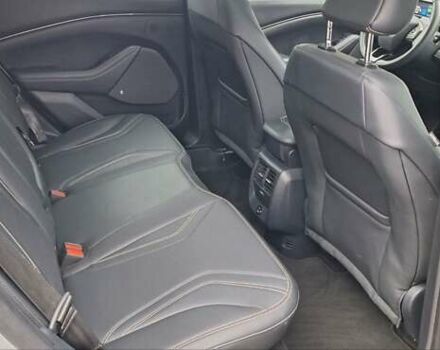 Серый Форд Mustang Mach-E, объемом двигателя 0 л и пробегом 136 тыс. км за 21800 $, фото 27 на Automoto.ua