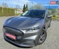 Серый Форд Mustang Mach-E, объемом двигателя 0 л и пробегом 22 тыс. км за 20999 $, фото 121 на Automoto.ua