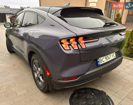 Сірий Форд Mustang Mach-E, об'ємом двигуна 0 л та пробігом 90 тис. км за 22500 $, фото 12 на Automoto.ua