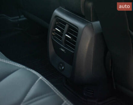 Серый Форд Mustang Mach-E, объемом двигателя 0 л и пробегом 46 тыс. км за 25500 $, фото 34 на Automoto.ua