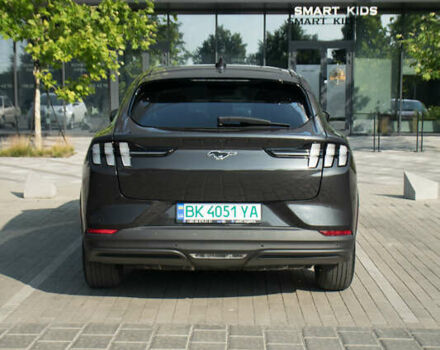 Серый Форд Mustang Mach-E, объемом двигателя 0 л и пробегом 46 тыс. км за 25500 $, фото 6 на Automoto.ua