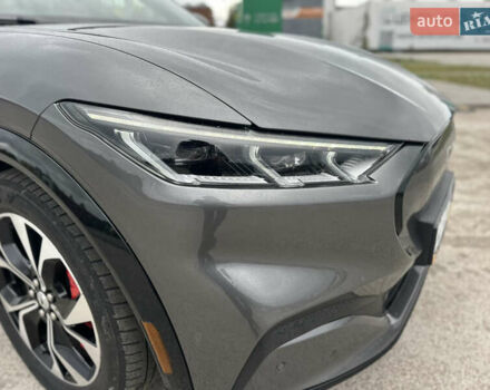 Сірий Форд Mustang Mach-E, об'ємом двигуна 0 л та пробігом 76 тис. км за 25500 $, фото 8 на Automoto.ua