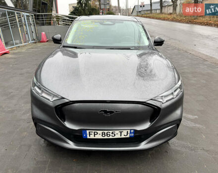 Серый Форд Mustang Mach-E, объемом двигателя 0 л и пробегом 86 тыс. км за 24000 $, фото 4 на Automoto.ua