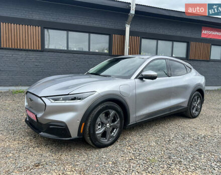 Форд Mustang Mach-E 2021 в Луцке на Automoto.ua Серый Форд Mustang Mach-E, объемом двигателя 0 л и пробегом 36 тыс. км за 22200 $, фото 1 на Automoto.ua