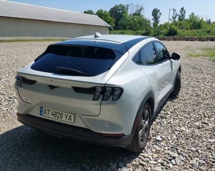 Серый Форд Mustang Mach-E, объемом двигателя 0 л и пробегом 57 тыс. км за 23350 $, фото 4 на Automoto.ua