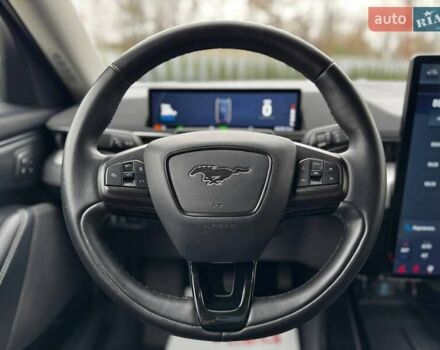 Серый Форд Mustang Mach-E, объемом двигателя 0 л и пробегом 60 тыс. км за 20800 $, фото 15 на Automoto.ua