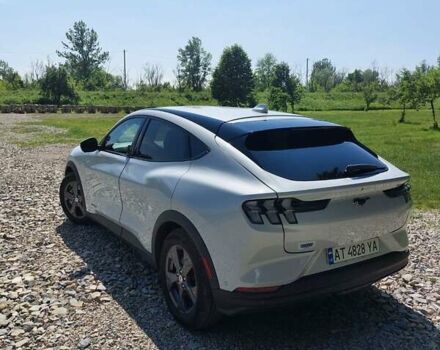 Серый Форд Mustang Mach-E, объемом двигателя 0 л и пробегом 57 тыс. км за 23350 $, фото 5 на Automoto.ua