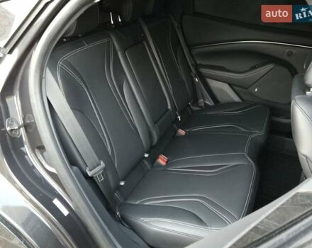 Серый Форд Mustang Mach-E, объемом двигателя 0 л и пробегом 48 тыс. км за 26000 $, фото 14 на Automoto.ua
