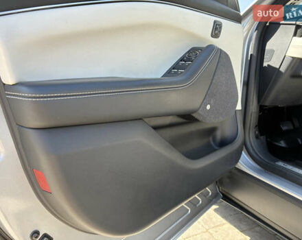 Серый Форд Mustang Mach-E, объемом двигателя 0 л и пробегом 48 тыс. км за 29000 $, фото 14 на Automoto.ua