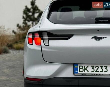 Серый Форд Mustang Mach-E, объемом двигателя 0 л и пробегом 60 тыс. км за 20800 $, фото 10 на Automoto.ua