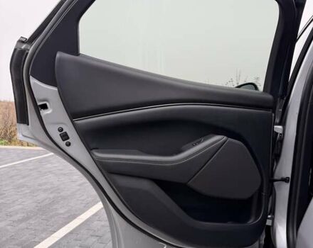 Сірий Форд Mustang Mach-E, об'ємом двигуна 0 л та пробігом 181 тис. км за 22600 $, фото 59 на Automoto.ua