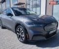 Серый Форд Mustang Mach-E, объемом двигателя 0 л и пробегом 86 тыс. км за 26100 $, фото 8 на Automoto.ua
