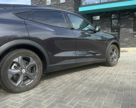 Серый Форд Mustang Mach-E, объемом двигателя 0 л и пробегом 52 тыс. км за 23700 $, фото 13 на Automoto.ua