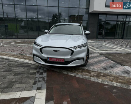 Серый Форд Mustang Mach-E, объемом двигателя 0 л и пробегом 76 тыс. км за 20999 $, фото 2 на Automoto.ua