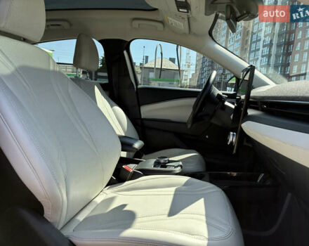 Серый Форд Mustang Mach-E, объемом двигателя 0 л и пробегом 48 тыс. км за 29000 $, фото 21 на Automoto.ua