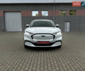 Серый Форд Mustang Mach-E, объемом двигателя 0 л и пробегом 69 тыс. км за 22800 $, фото 3 на Automoto.ua