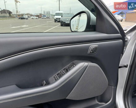 Серый Форд Mustang Mach-E, объемом двигателя 0 л и пробегом 48 тыс. км за 21800 $, фото 18 на Automoto.ua