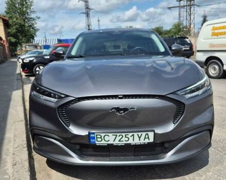 Серый Форд Mustang Mach-E, объемом двигателя 0 л и пробегом 36 тыс. км за 22500 $, фото 2 на Automoto.ua