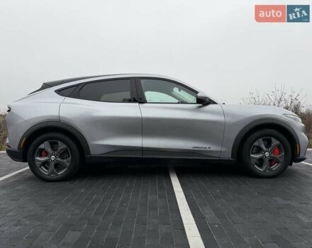 Сірий Форд Mustang Mach-E, об'ємом двигуна 0 л та пробігом 181 тис. км за 22600 $, фото 5 на Automoto.ua