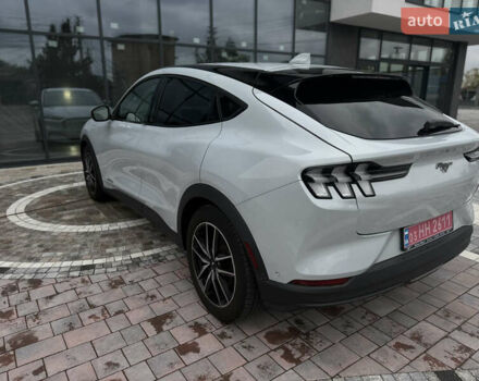 Серый Форд Mustang Mach-E, объемом двигателя 0 л и пробегом 76 тыс. км за 20999 $, фото 48 на Automoto.ua