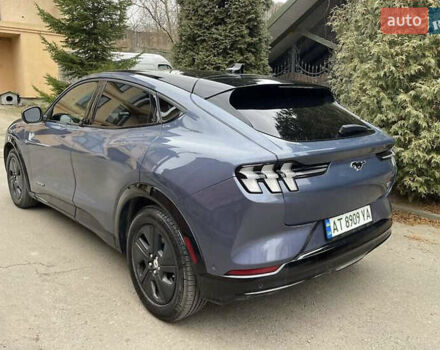 Серый Форд Mustang Mach-E, объемом двигателя 0 л и пробегом 79 тыс. км за 12900 $, фото 8 на Automoto.ua