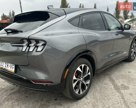 Сірий Форд Mustang Mach-E, об'ємом двигуна 0 л та пробігом 76 тис. км за 25500 $, фото 5 на Automoto.ua