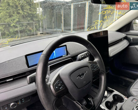 Серый Форд Mustang Mach-E, объемом двигателя 0 л и пробегом 86 тыс. км за 24000 $, фото 7 на Automoto.ua