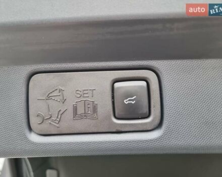 Серый Форд Mustang Mach-E, объемом двигателя 0 л и пробегом 175 тыс. км за 21900 $, фото 38 на Automoto.ua