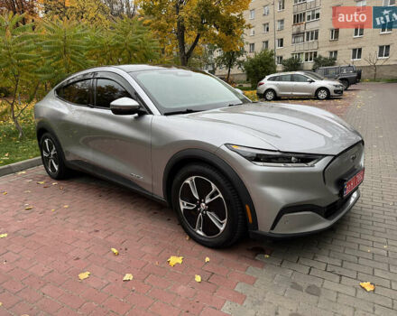 Серый Форд Mustang Mach-E, объемом двигателя 0 л и пробегом 46 тыс. км за 22500 $, фото 6 на Automoto.ua