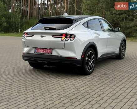 Серый Форд Mustang Mach-E, объемом двигателя 0 л и пробегом 69 тыс. км за 22800 $, фото 20 на Automoto.ua