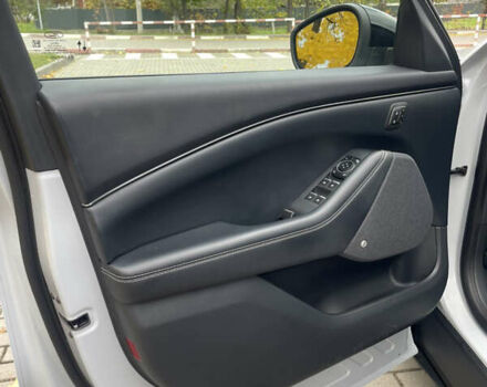 Форд Mustang Mach-E 2021 у Коломые на Automoto.ua Сірий Форд Mustang Mach-E, об'ємом двигуна 0 л та пробігом 67 тис. км за 26000 $, фото 23 на Automoto.ua